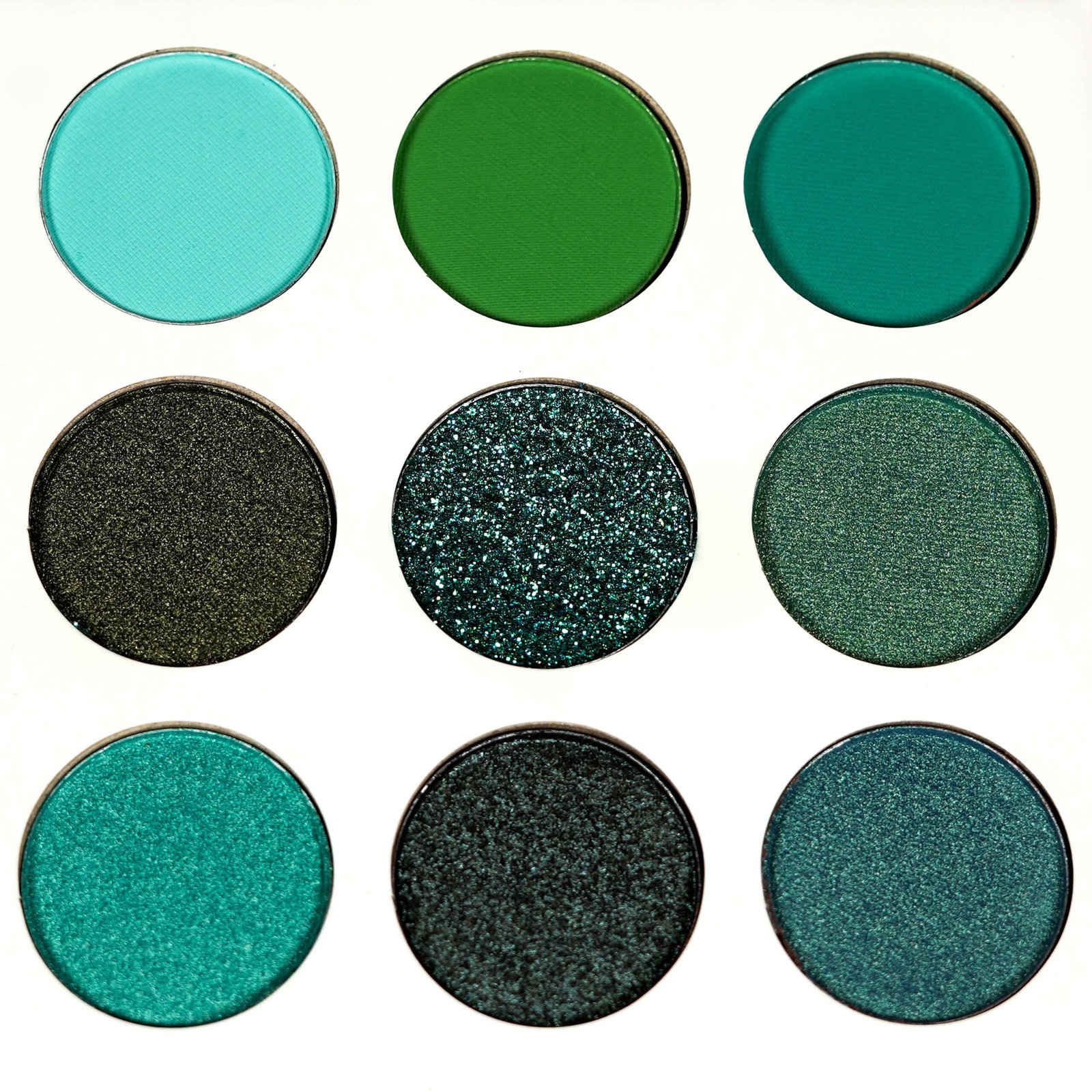 Evergreen Queen – 9 Shade Eyeshadow Palette